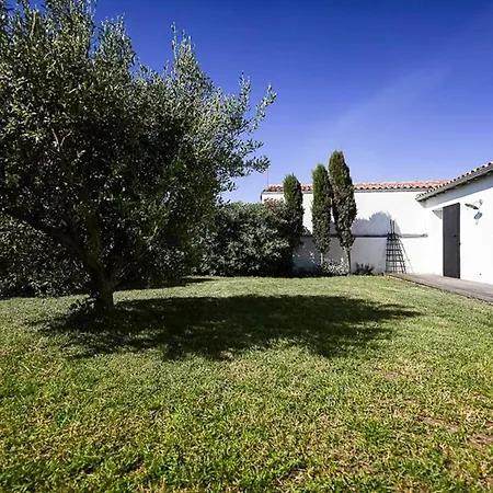 Holiday home Maison 5 Jusqu'a 10 Pers - Proche Phare Des Baleines - Fr-1-835-17 Saint-Clement-des-Baleines
