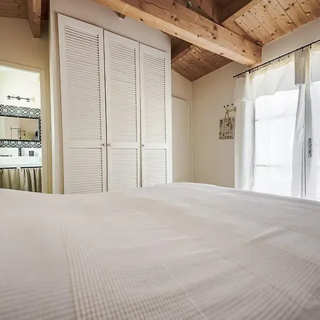 Holiday home Maison 5 Jusqu'a 10 Pers - Proche Phare Des Baleines - Fr-1-835-17